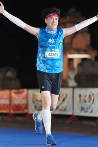 BIB: 42355, 1000
                            <button type="button" onclick="openModal(19776875)" class="btn btn-primary btn-sm float-right btn-popup" data-toggle="modal" data-target=".modal-high-quality">
                        <i class="fas fa-shopping-cart"></i> Add to Cart
                    </button>
                                            <button type="button" onclick="isThisMe(19776875, true)" class="btn btn-success btn-sm float-right btn-popup btn-isme hidden" data-toggle="tooltip" data-placement="bottom" title="นี่คือรูปของคุณใช่ไหม คลิกที่นี่เพื่อเอาเข้าอัลบั้ม">
                        <i class="fas fa-plus"></i> Add to album
                    </button>
                    <button type="button" onclick="isThisMe(19776875, false)" class="btn btn-warning btn-sm float-right btn-popup btn-isnotme hidden">
                        <i class="fas fa-ban"></i> Remove from album
                    </button>